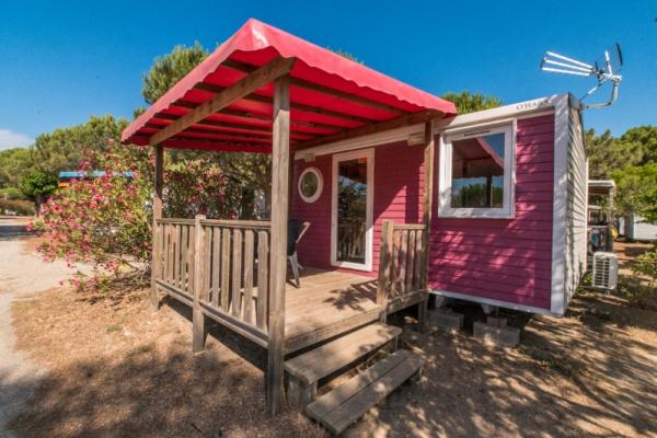 Photographie de camping et mobil-homes : immersion et ambiance touristique