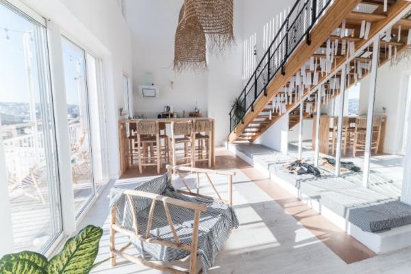 Photographe immobilier à Marseille – duplex lumineux en centre-ville